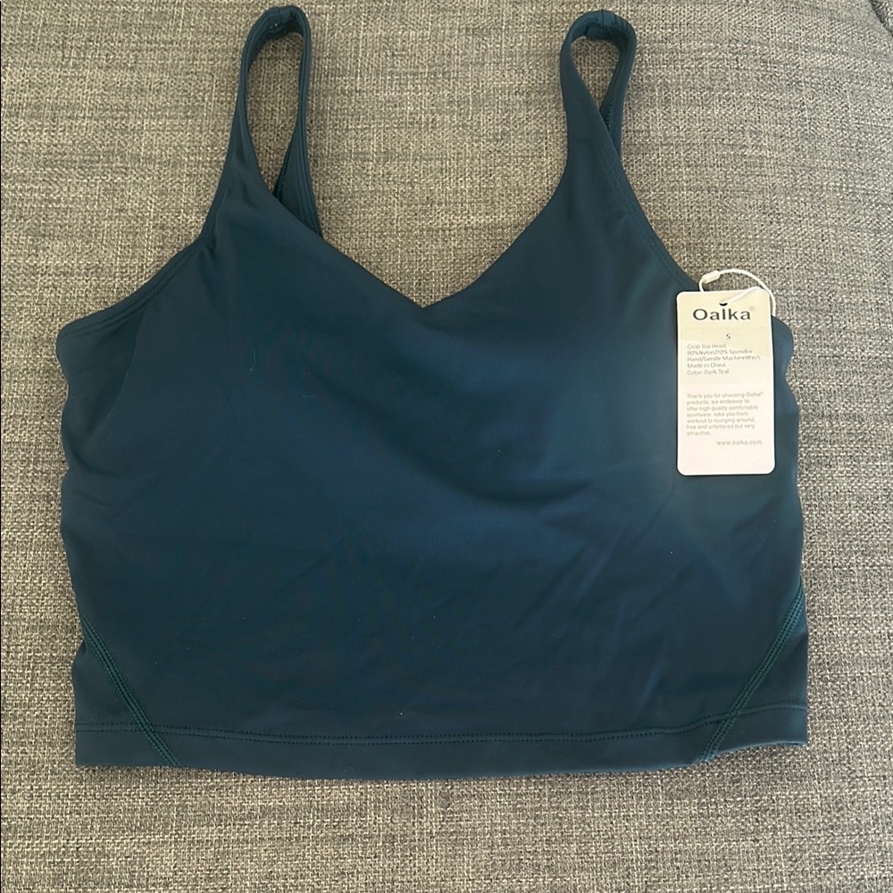 Oakla Crop Top/sports bra.